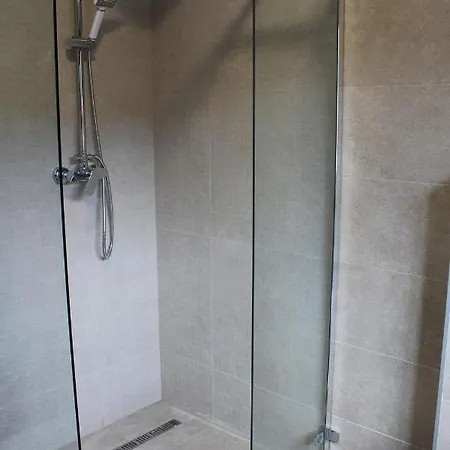 Zrub Pod Rohacmi 木屋 斯祖贝莱克